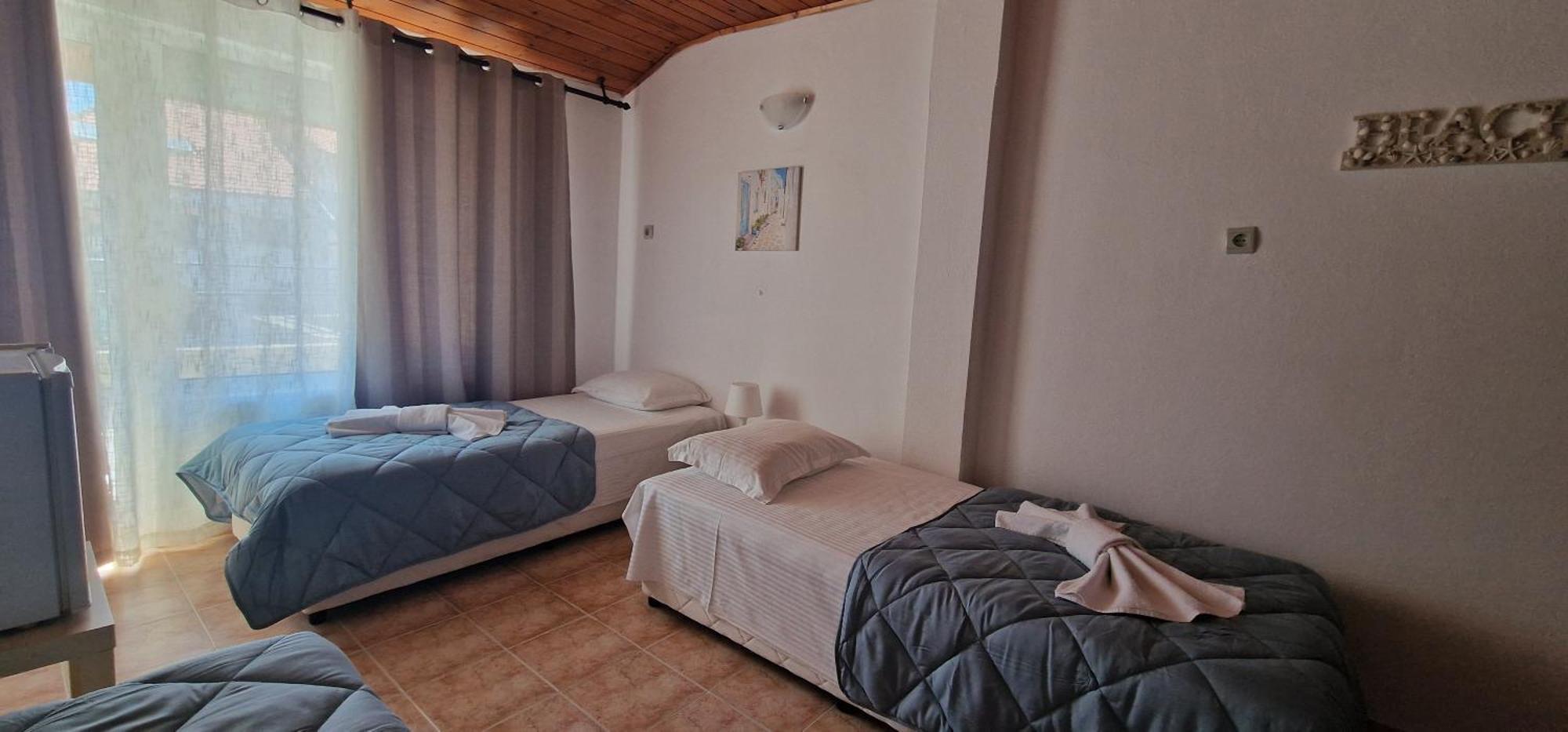 Guest House Maggy Sozopol Exteriör bild