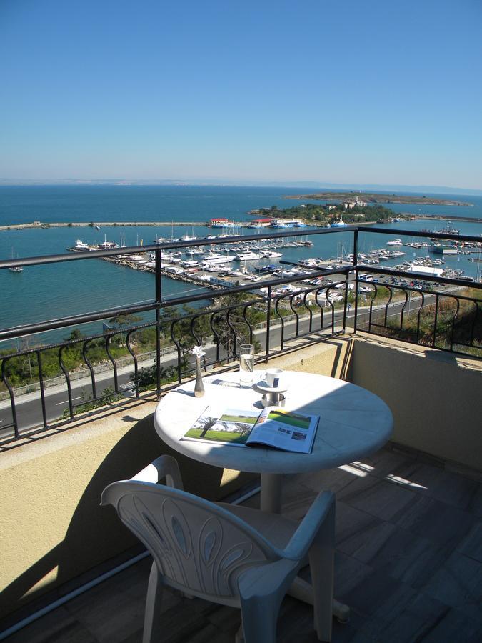 Guest House Maggy Sozopol Exteriör bild