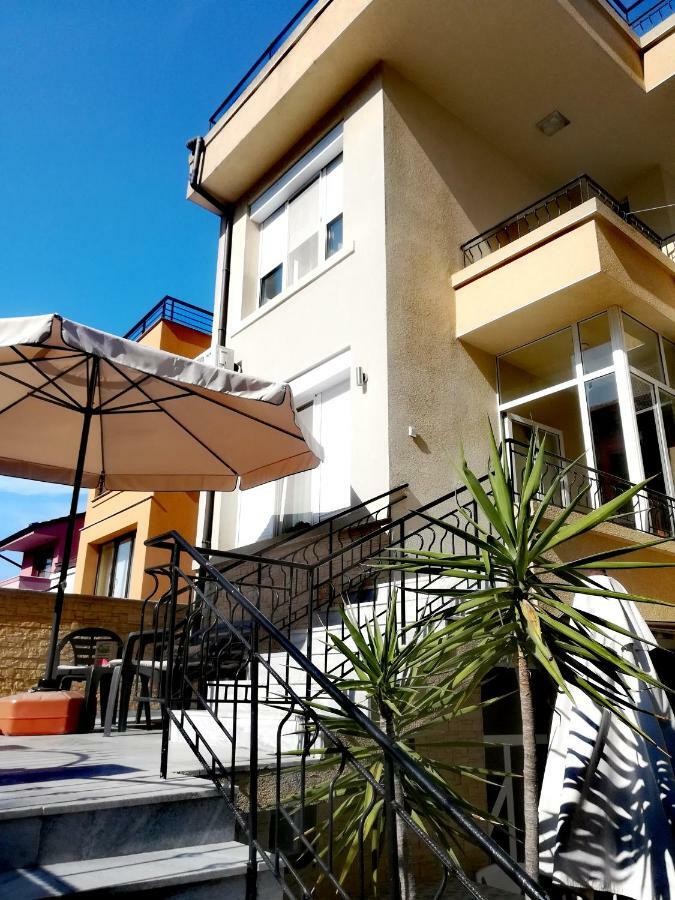Guest House Maggy Sozopol Exteriör bild